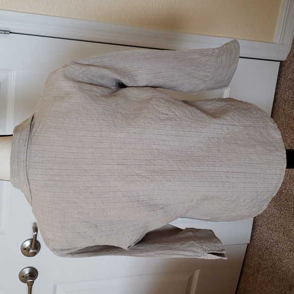 Liz Claiborne Blouse - Picture 5 of 11